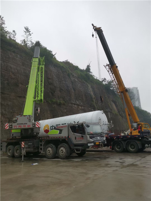 环翠区“不怕风雨冻”—— 吊车的 “恶劣环境适应” 技术